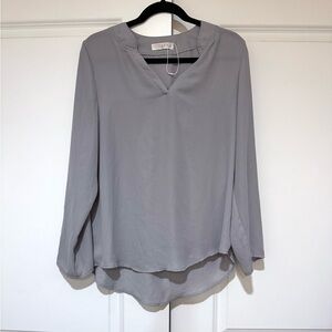 Elegant Gray V-Neck Blouse with adjustable sleeves  NWOT